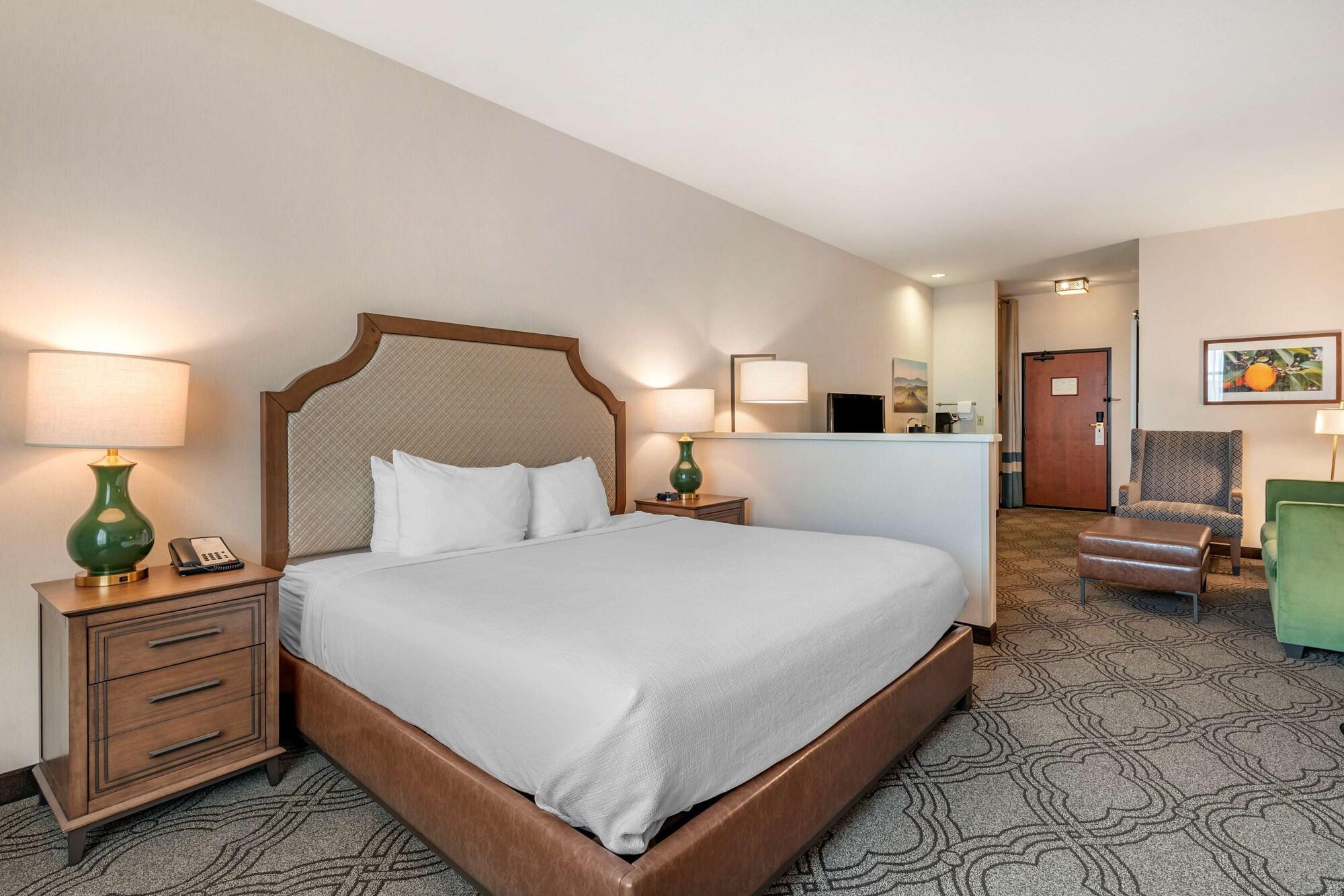 Best Western Premier Pasco Inn And Suites Exteriör bild